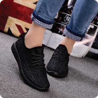 Giày thể thao đôi black