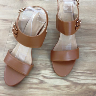 Giày sandal