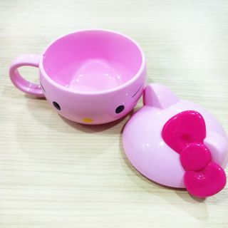 Cốc nhựa hello kitty