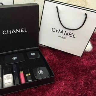 Chanel bộ 9 món mỹ phẩm