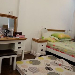 Bàn trang điểm bàn phấn gỗ sồi kt 135x50x80 euf