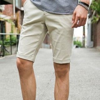 Quan short ngo