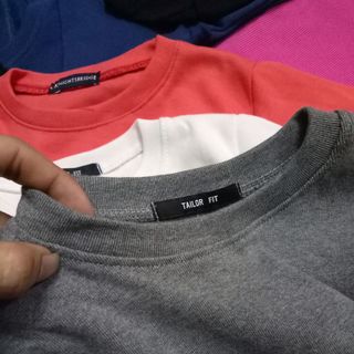 Croptop tay lỡ