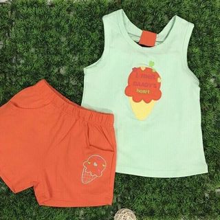 Bộ bé gái thêu đắp