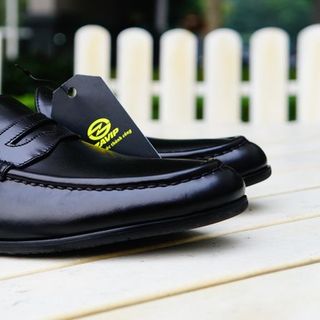 Giày lười da bò làm thù công z22