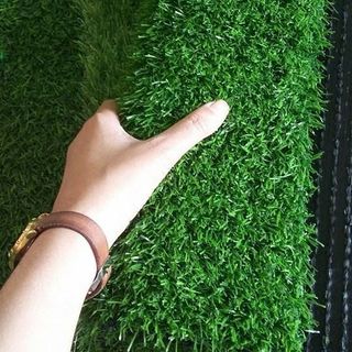 Thảm cỏ nhân tạo trang trí shops thời trang lót trường mần non khu vui chơi