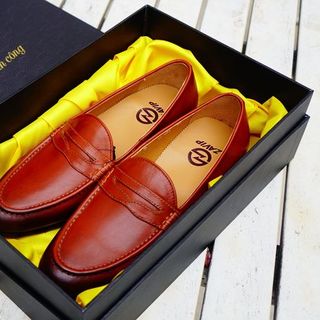 Giày da bò làm thủ công