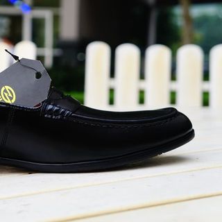 Giày lười da bò làm thù công z22