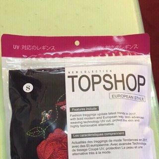 Quần thêu hoa topshop