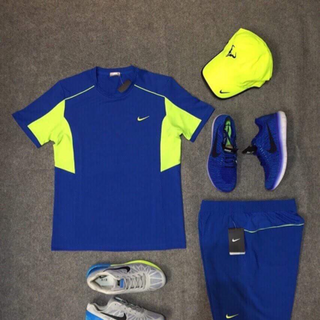 Set bộ nike phối dưới cánh tay