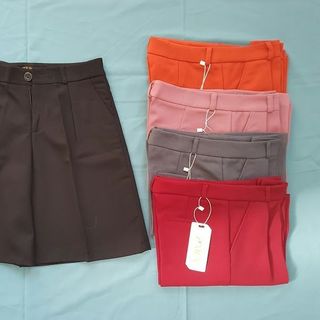 Quần culottes ngố lửng