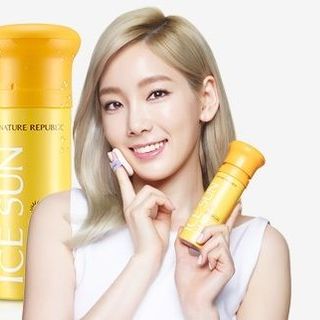Kem chống nắng nature republic ice puff sun