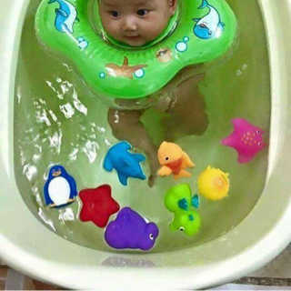 Phao đỡ cổ cho bé
