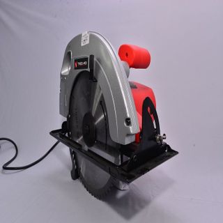 Máy cưa đĩa 2400w td91235-2