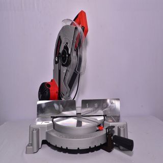 Máy cắt nhôm 2000w td98255