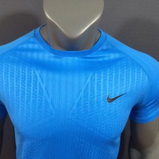 Áo nike dập chìm