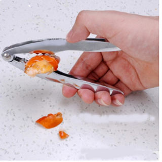 Dụng cụ kẹp càng cua ghẹ tách hạt