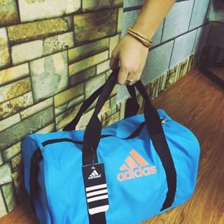 Túi xách adidas