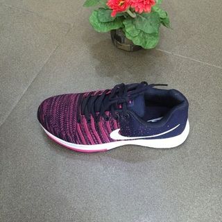 Giầy thể thao nữ