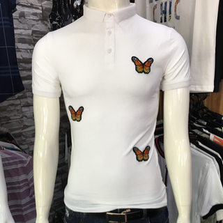 Áo thun cổ thêu hình