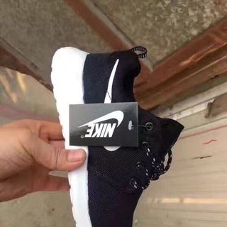 Roshe run nam nữ