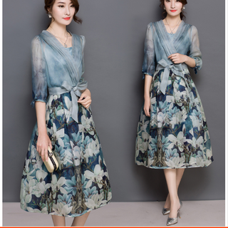 Đầm xòe hoa cột nơ