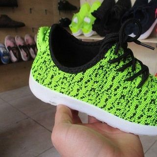 Giầy thể thao nữ