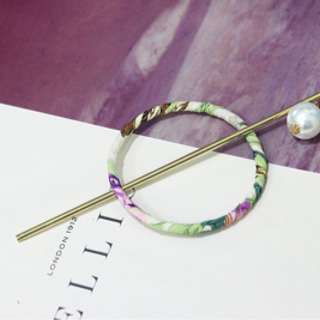 Kẹp hình học hoạ tiết