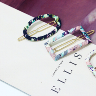 Kẹp hình học hoạ tiết