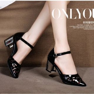 Giày mũi nhọn cắt laze
