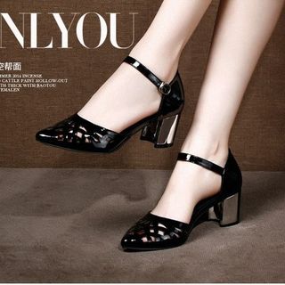 Giày mũi nhọn cắt laze