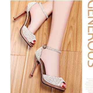 Giày cao gót đính đá
