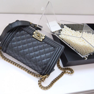 Chanel boy da hạt spsl