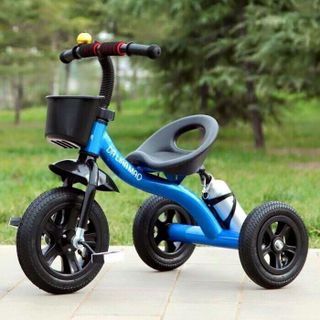 Xe đạp 3 bánh có bình nuớc