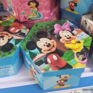 Hộp màu 4 tầng cho bé