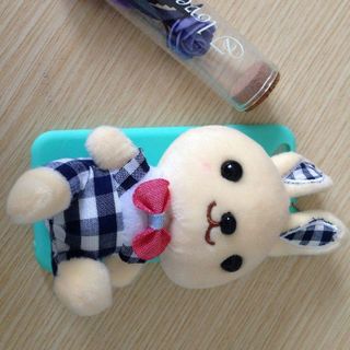 Ốp đính gấu bông đi kèm
