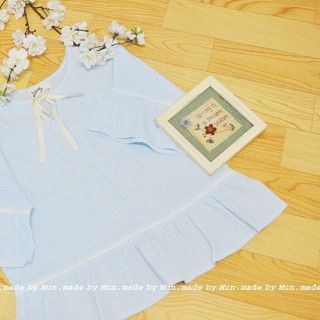 Áo tay chuông phối ren
