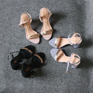 Sandal nữ 7 phân có khóa