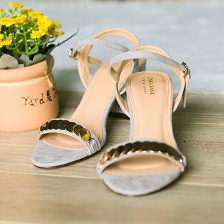 Sandal nữ 7 phân có khóa