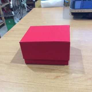 Hộp đồng hồ thường -