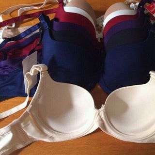 Áo triumph trơn mút ép mỏng