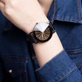 Đồng hồ đôi thạch anh