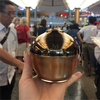Kem dưỡng và trắng da m-perfect