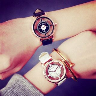 Đồng hồ nữ a8
