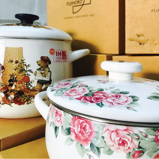 Nồi tráng men fujihoro 2 dạng hoa văn hoa văn hoa hồng hoa văn con gấu