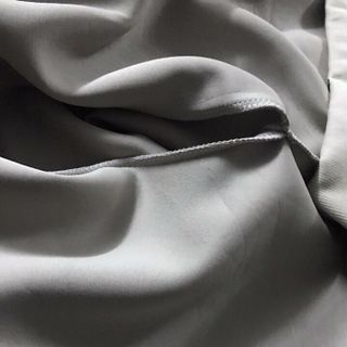 Áo khoác hoodie và áo khoác có dây kéo