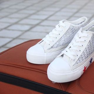 Giày nữ sao lưới