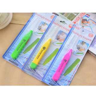 - dụng cụ lấy ráy tai có đèn flashlight
