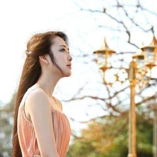 Đầm xếp ly