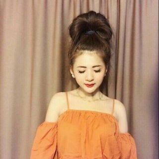 Áo thun dây bẹt vai